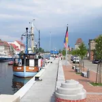 An Der Ostsee Mit Blick Auf Den Yachthafen By Interhome * 约科蒙德