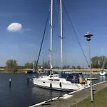 公寓 An Der Ostsee Mit Blick Auf Den Yachthafen By Interhome