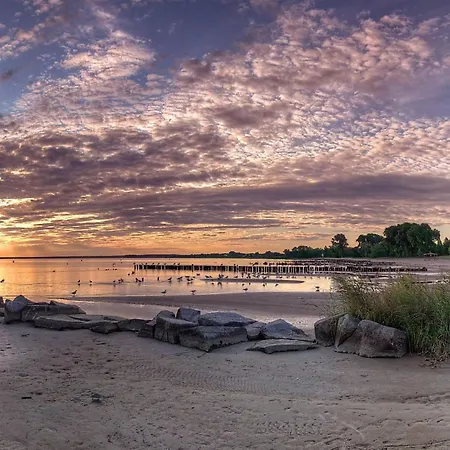 An Der Ostsee Mit Blick Auf Den Yachthafen By Interhome アパート