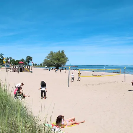 An Der Ostsee Mit Blick Auf Den Yachthafen By Interhome アパート